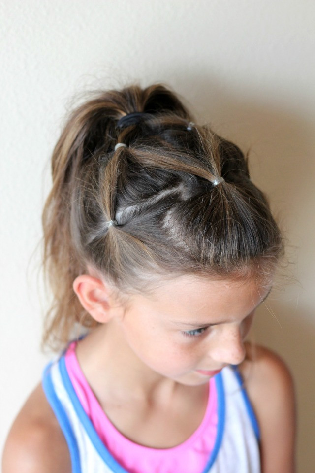 Hairstyles For Little Girl
 10 Cute Little Girl Hairstyles Ma Nouvelle Mode