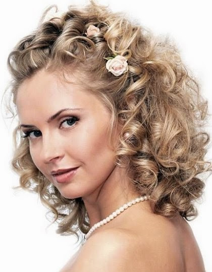 Hairstyles For Medium Hair Wedding
 Medium Length Wedding Hairstyles Wedding Hairstyle