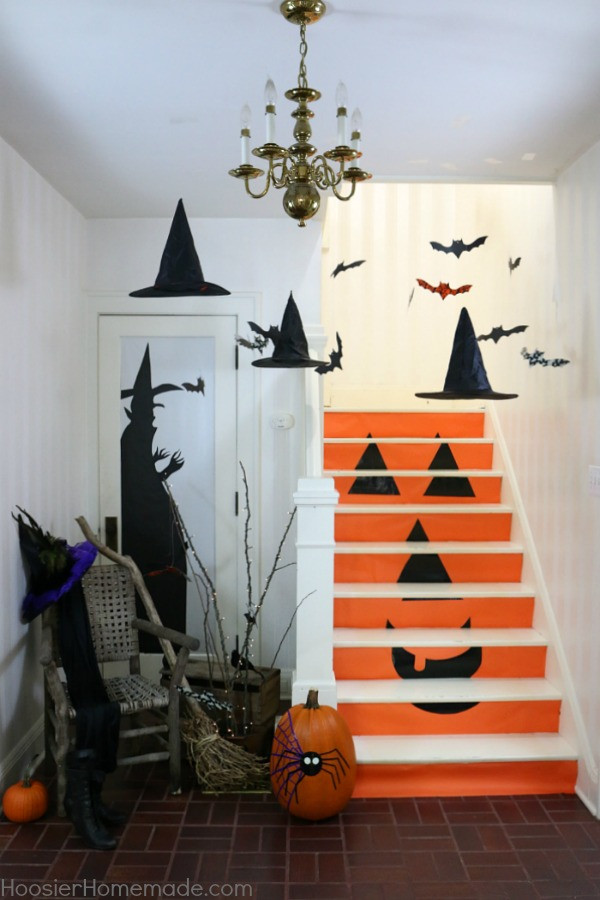 Halloween DIY Decor
 51 Cheap & Easy To Make DIY Halloween Decorations Ideas