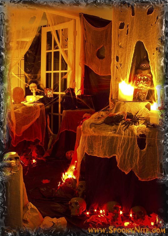 Halloween Home Party Ideas
 EZ Decorating Know How Spooktacular Halloween Decorations