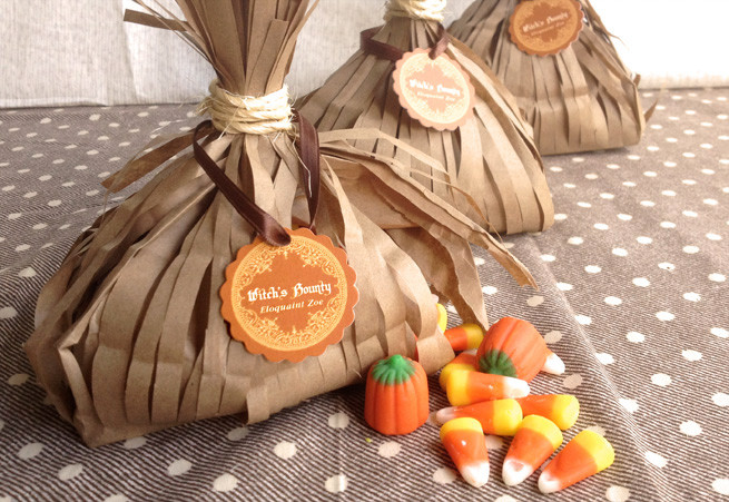 Halloween Party Bags Ideas
 Witch‘s Bounty Treat Bags Party Inspiration