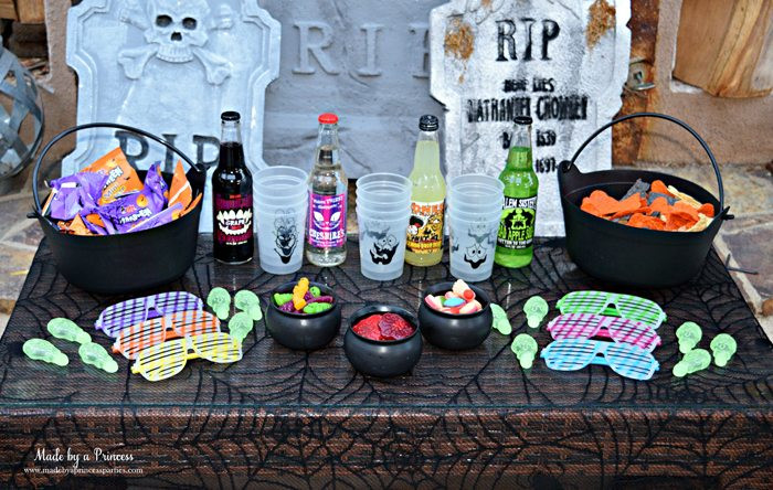 Halloween Party Ideas For Tennagers
 Teen Halloween Party Ideas Made by a Princess
