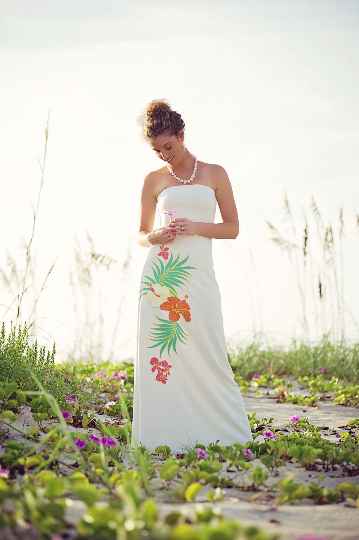 Hawaiian Beach Wedding Dresses
 20 Unique Beach Wedding Dresses For A Romantic Beach