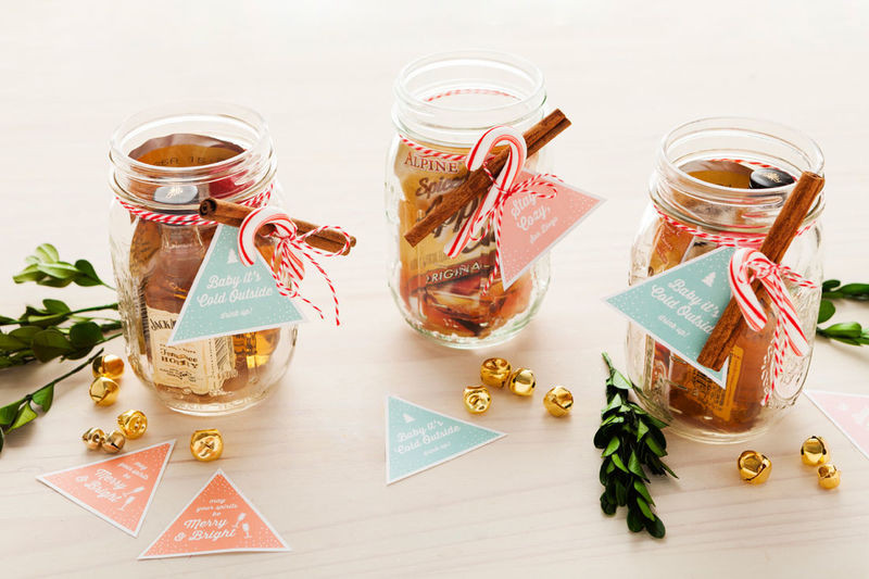 Holiday Drink Gift Ideas
 Mason Jar Cocktail Kits beverage set