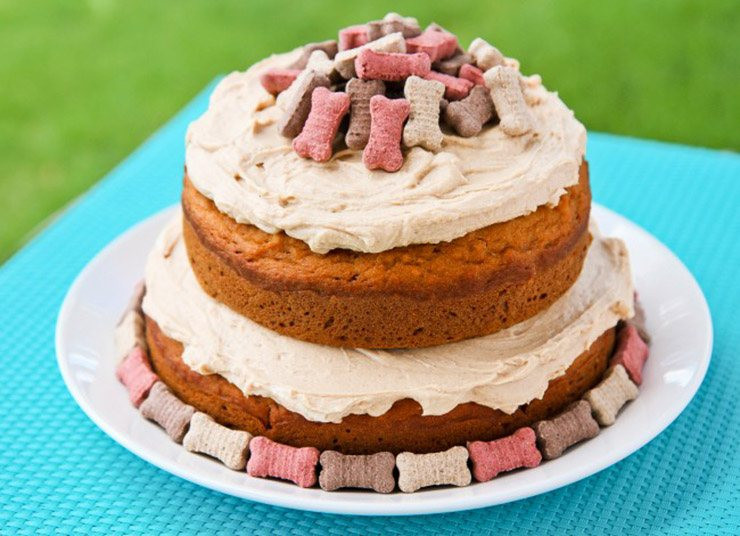 Homemade Dog Birthday Cake
 14 Dog Birthday Cake & Cupcake Homemade Recipes