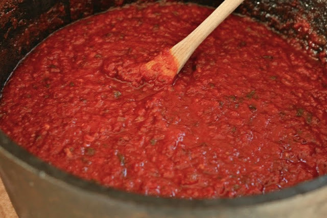 Homemade Spaghetti Sauce With Fresh Tomatoes For Canning
 Home Made Lovely Homemade Tomato Sauce using Fresh Tomatoes