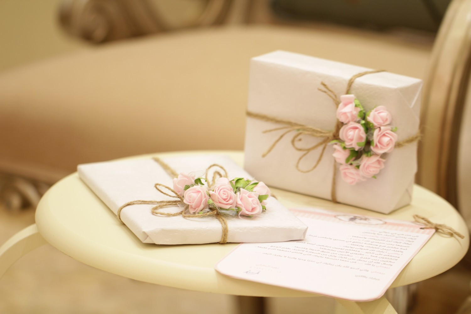 How Much Should I Give For A Wedding Gift
 How Much Should You Spend A Wedding Gift hitched