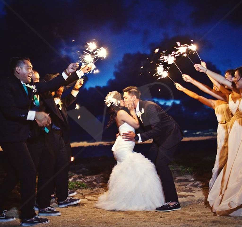 How To Use Sparklers At A Wedding
 20" Gold Wire Sparklers Wedding Sparklers