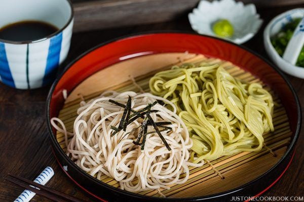 Japanese Buckwheat Noodles
 Zaru Soba Cold Soba Noodles ざるそば • Just e Cookbook
