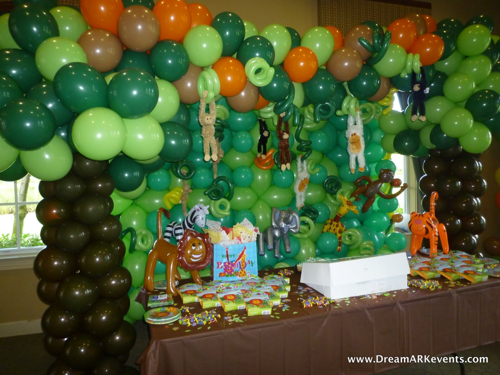 Jungle Birthday Party
 DreamARK Events Blog Tropical Jungle Birthday Party