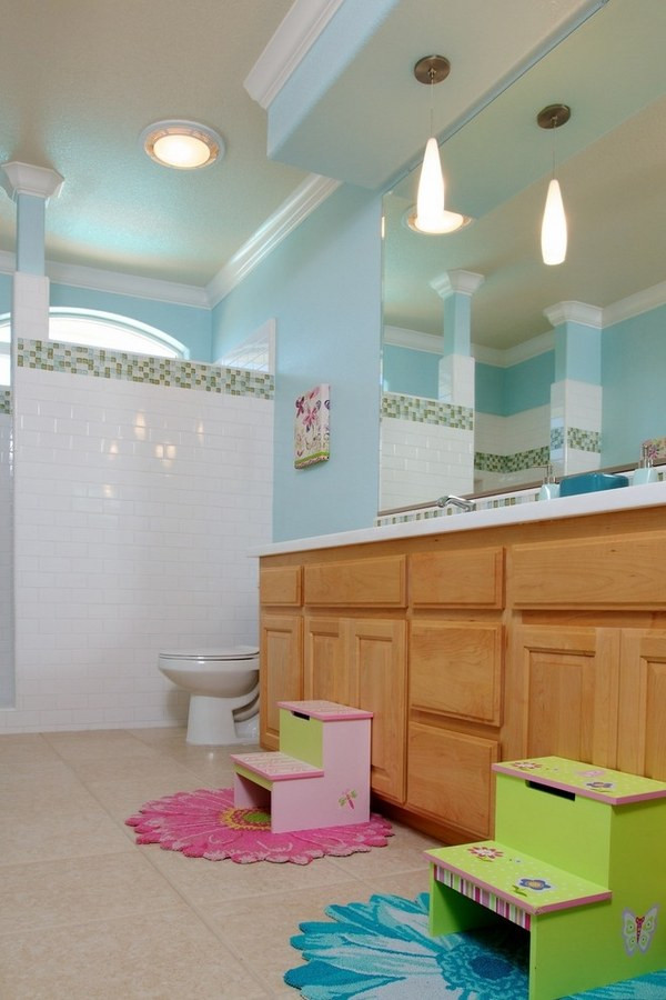 Kids Bathroom Stool
 Step stool ideas for toddlers and adults