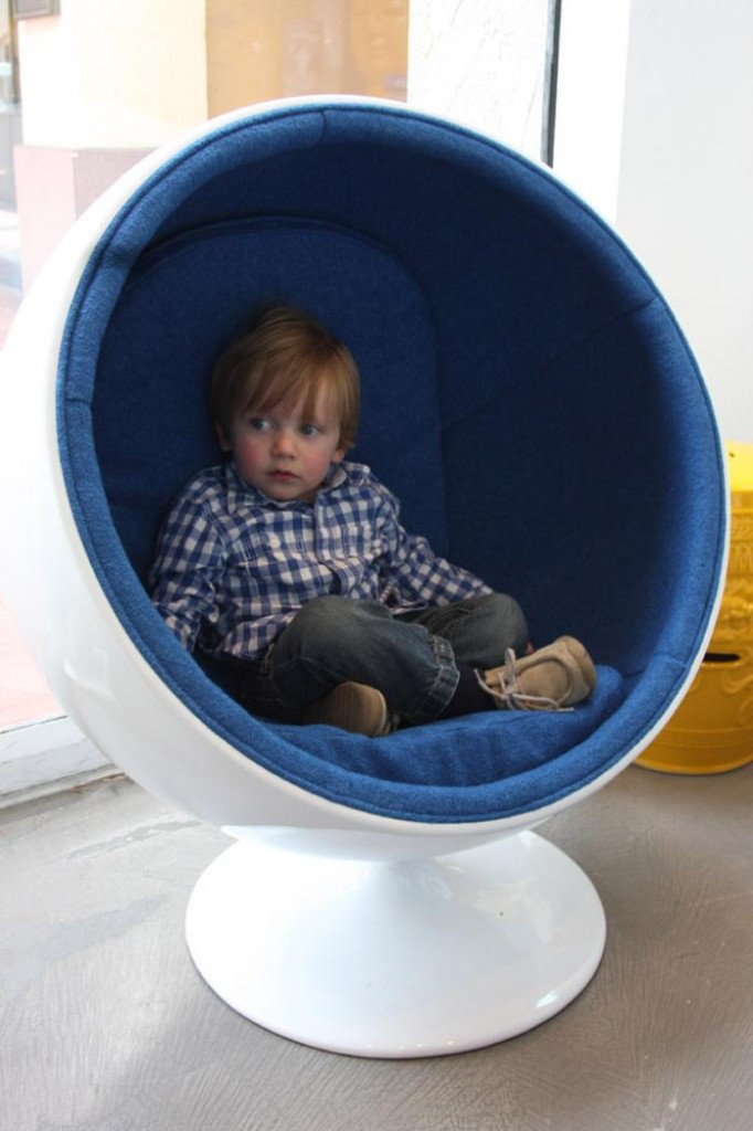 Kids Egg Chair
 Kids Ball Chair