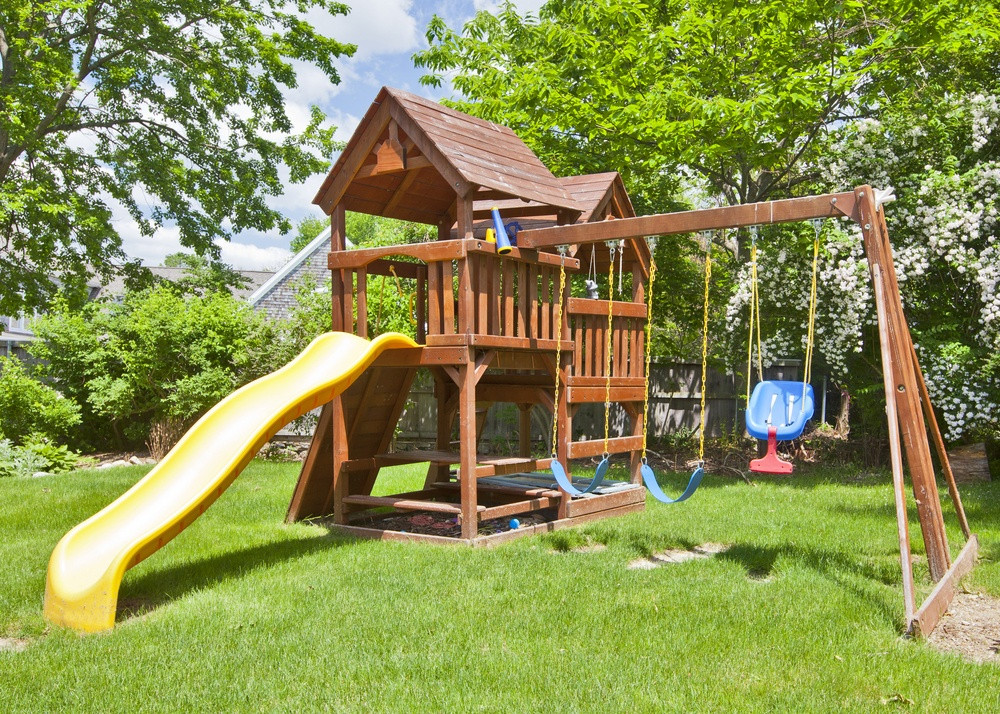 Kids Outdoor Play
 Keep Mosquitoes Away from Your Yard and Prevent Mosquito Bites