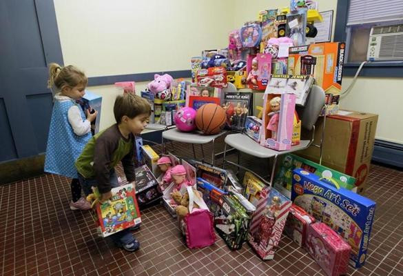 Kids Xmas Gifts 2020
 Toys for Tots donations ing up short as Christmas looms