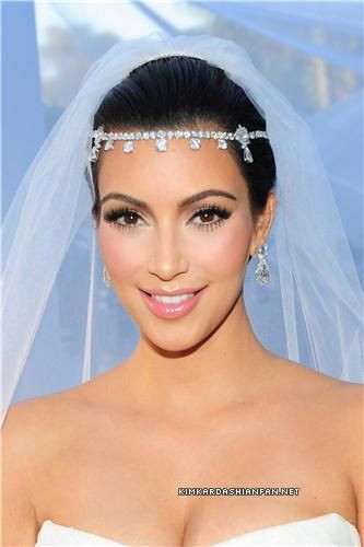 Kim Wedding Makeup
 Kim Kardashian & Kris Humphries 2011