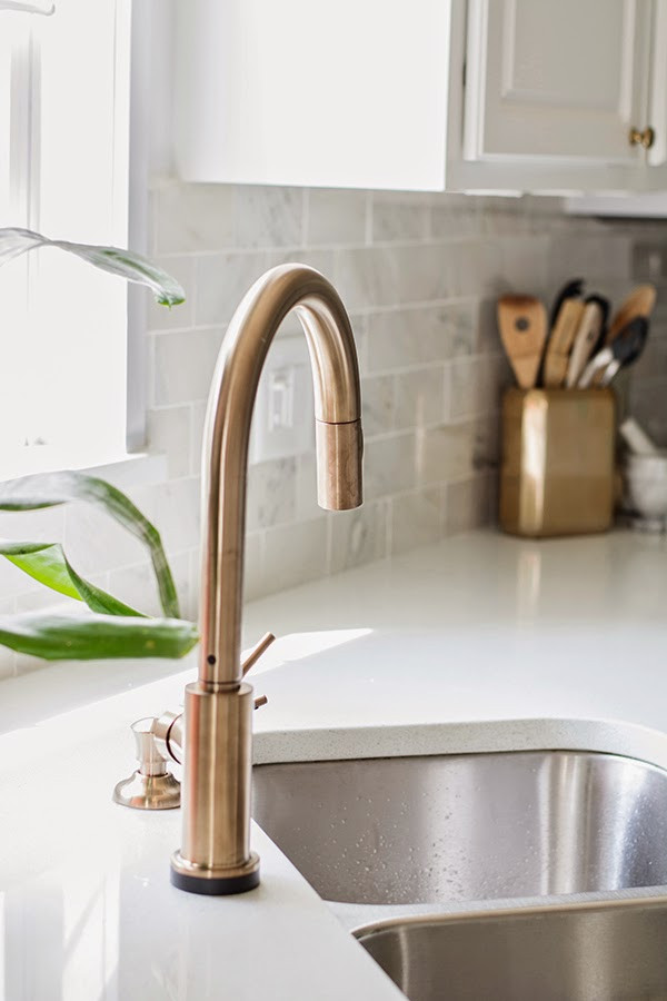 Kitchen And Bathroom Faucets
 Wonderful Interior Top of Champagne Bronze Bathroom Faucet