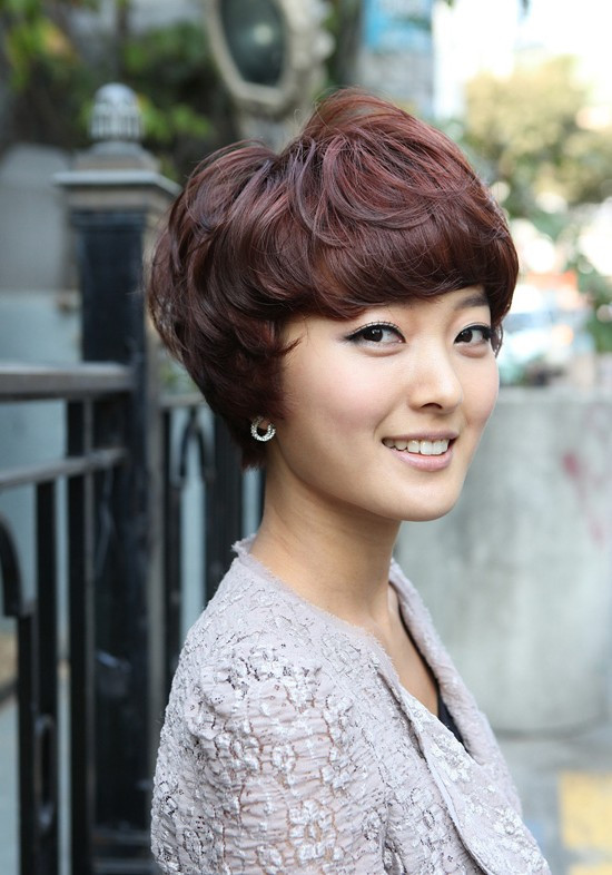 Korean Short Hairstyle
 Short Korean Hairstyles for Women