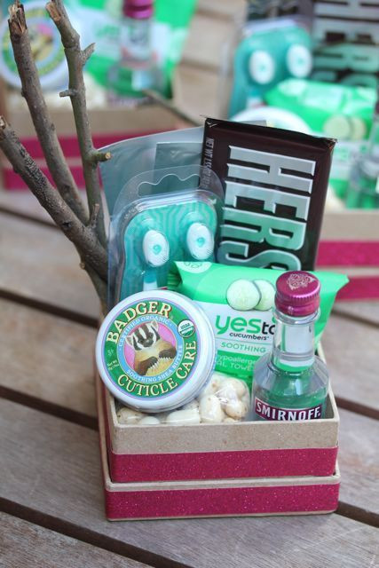 Ladies Night Out Gift Basket Ideas
 21 best images about Bachelorette Party on Pinterest