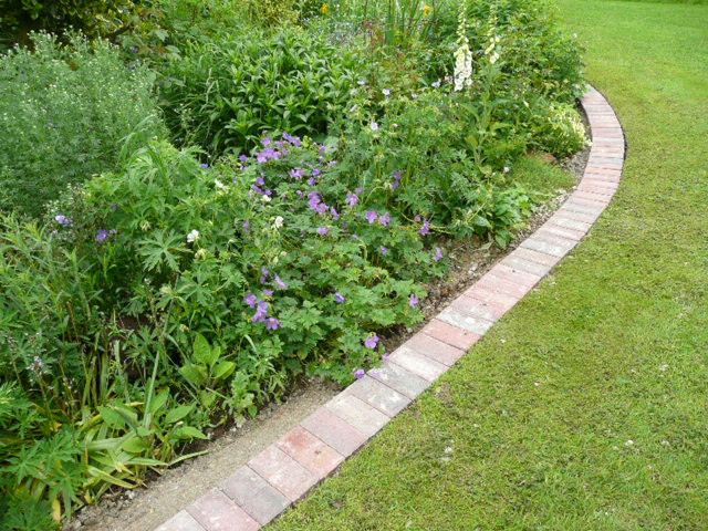 Landscape Edging Pavers
 Edging Gardens Archives Managing Home Maintenance Costs Managing Home Maintenance Costs