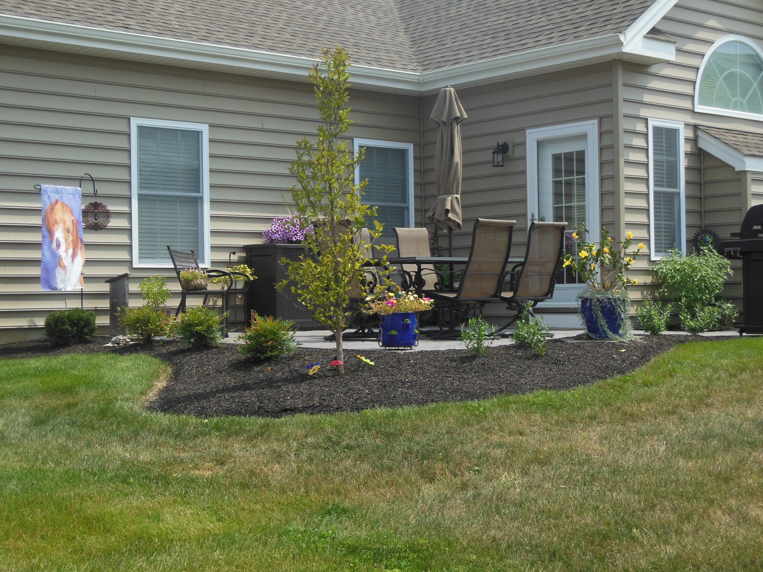 Landscaping Around Patio
 Landscape Design Manheim PA