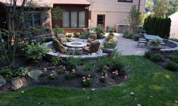 Landscaping Around Patio
 15 Landscaping Ideas Around Patio and Paved Areas