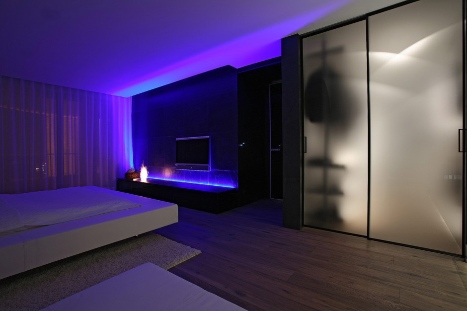 Led Bedroom Lights
 Bold Contrasts Break The Monochrome Décor A Chic Apartment