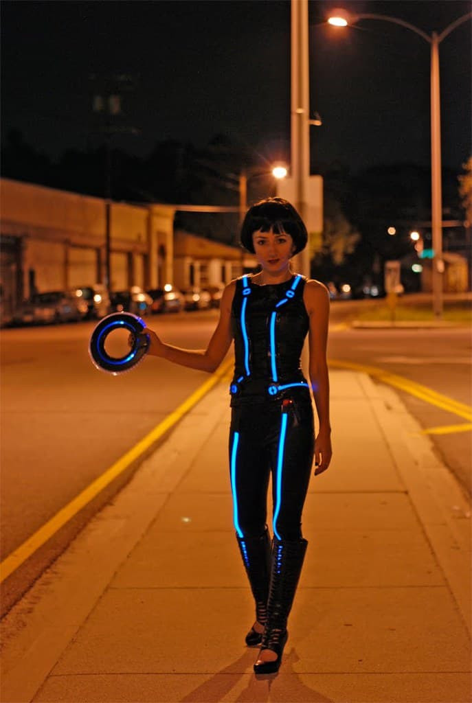 Led Costume DIY
 DIY for the Weekend Light Up Your Halloween Costume