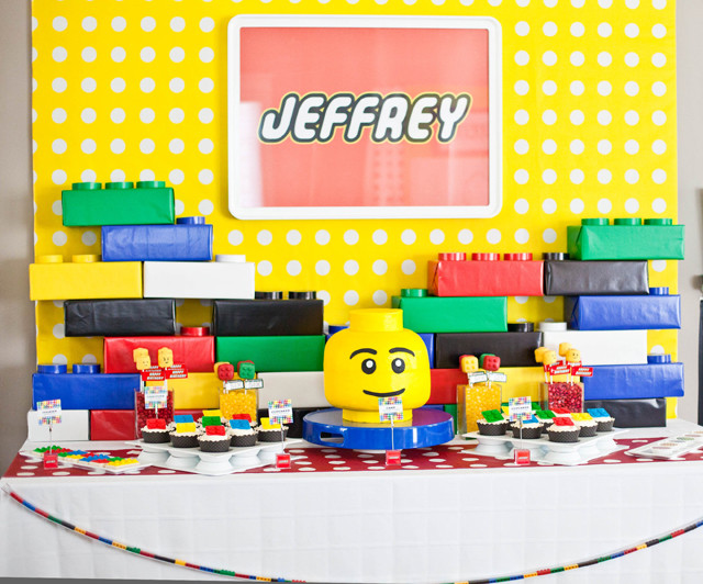 Lego Birthday Decorations
 Video Tutorial Lego Party Decorations How to Make