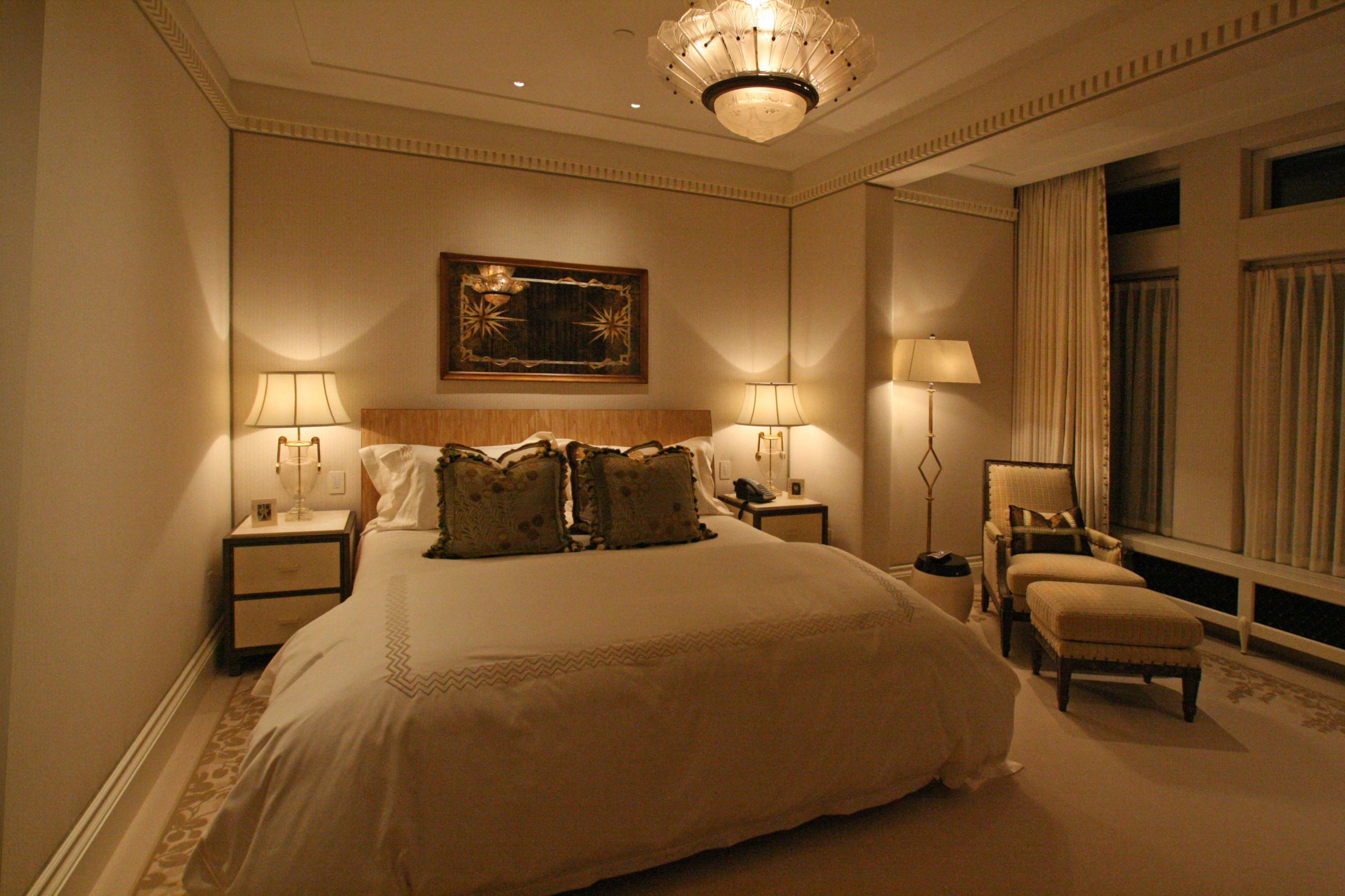 Lighting For Bedroom
 Here are the Best Lights that Create a Warm & Cosy Bedroom