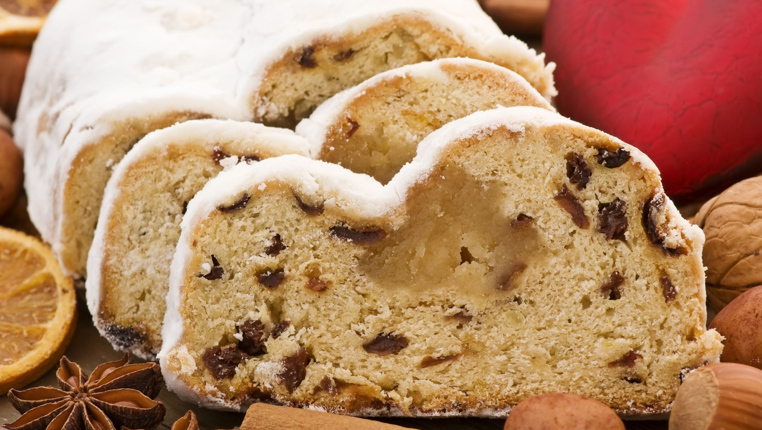 List Of Traditional Christmas Desserts
 Traditional Christmas Desserts Fruit Cake and Can d