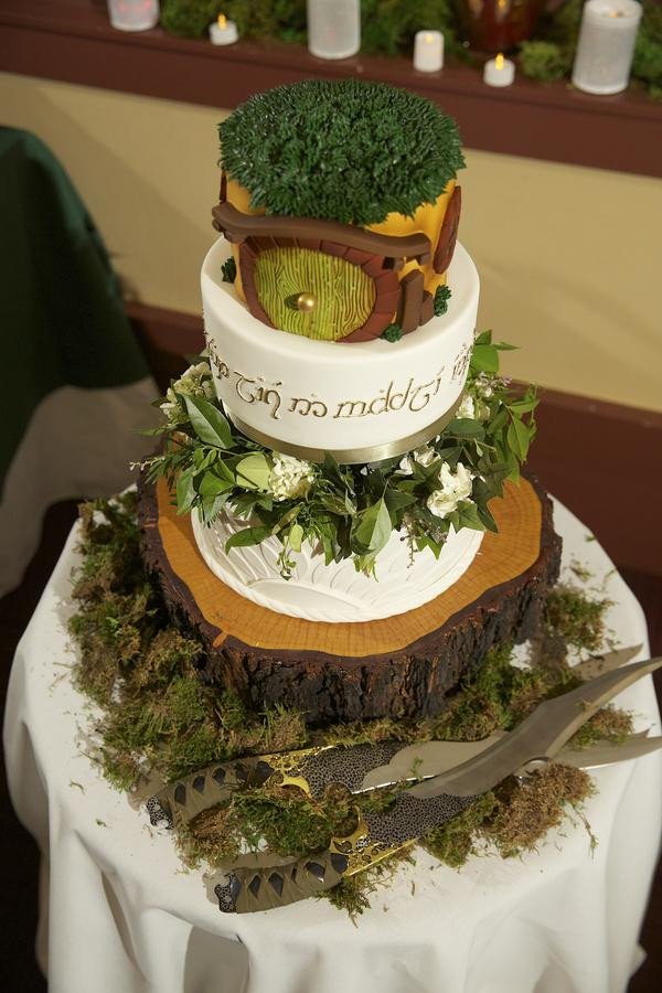 Lord Of The Rings Wedding Cake
 Middle Earth Inspired Wedding – Fairy Godmother Friday