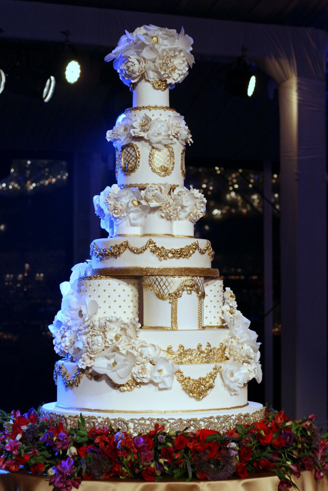 Luxury Wedding Cakes
 18 Wedding Cakes Your Guests Will Remember