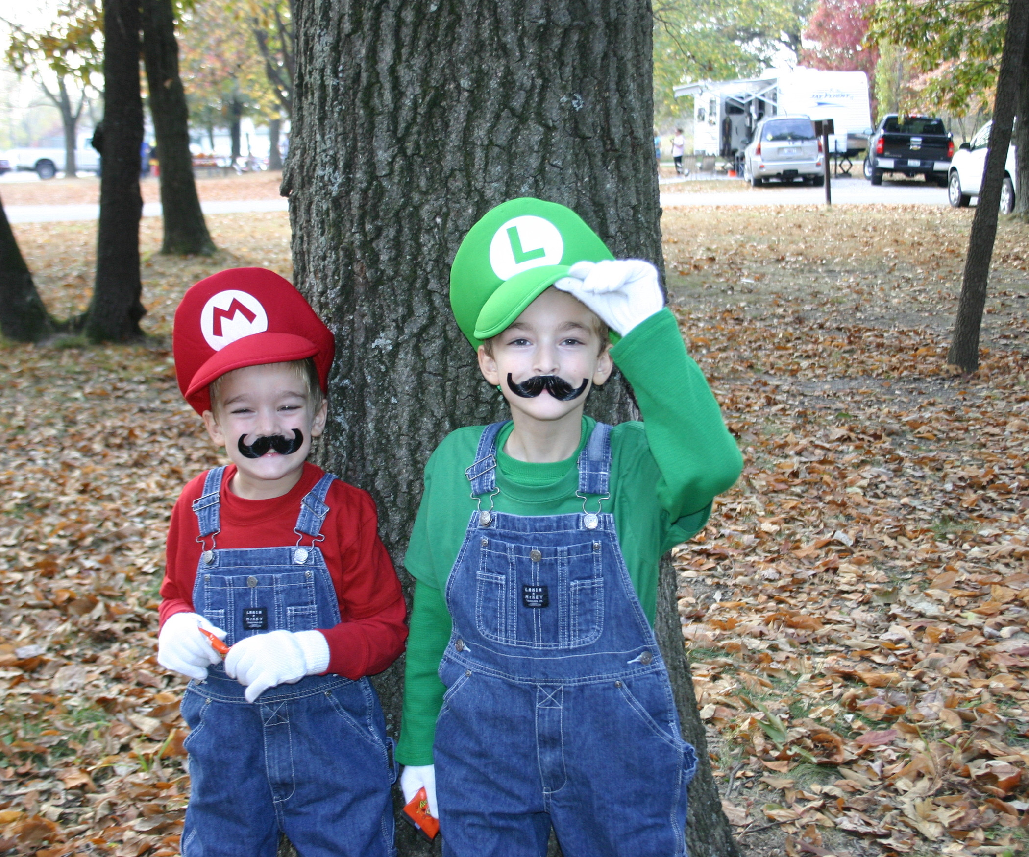 Mario Costume DIY
 Mario Bros Costumes With Sound Effects 8 Steps with