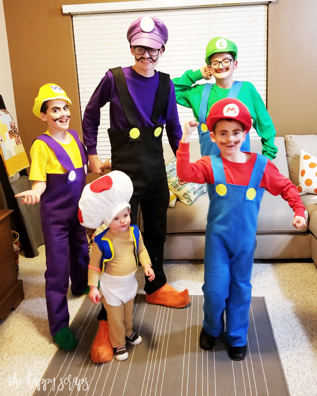 Mario Costume DIY
 DIY Super Mario Brothers Costumes The Happy Scraps