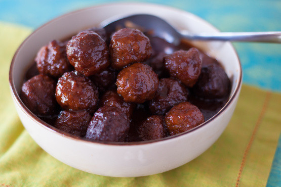 Meatballs With Jelly And Bbq Sauce
 Grape Jelly Meatballs Recipe Genius Kitchen