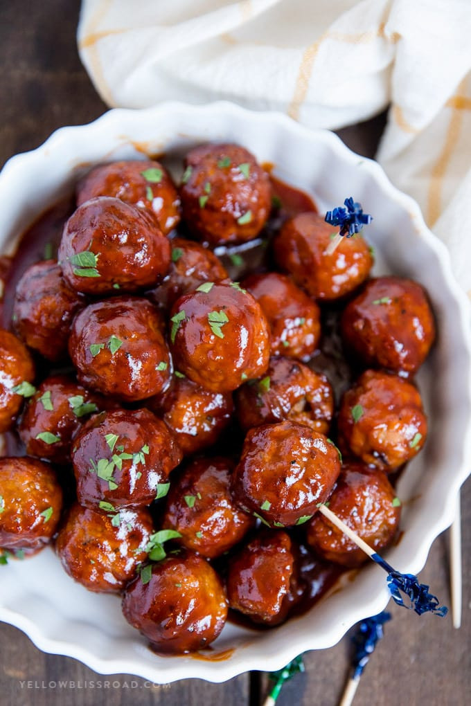 Meatballs With Jelly And Bbq Sauce
 Spicy Barbecue Grape Jelly Meatballs