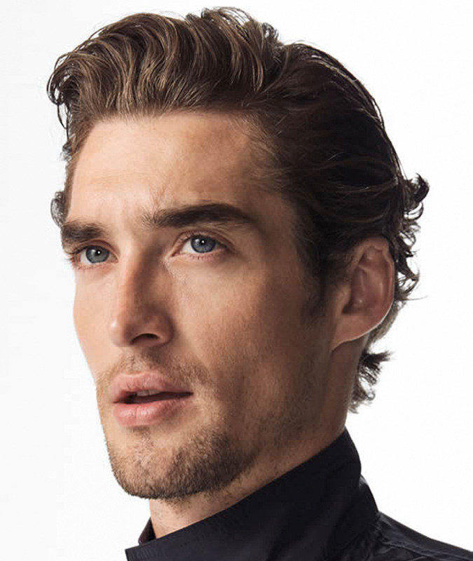 Mens Hairstyles For Wavy Hair
 The Best Men s Wavy Hairstyles For 2019