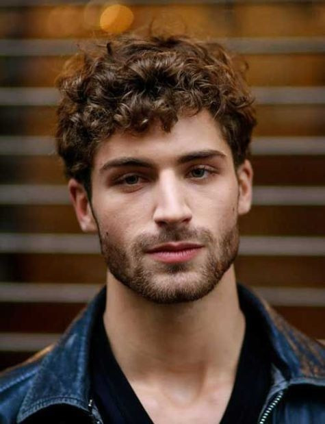 Mens Hairstyles For Wavy Hair
 What are the most beautiful haircuts for men with curly