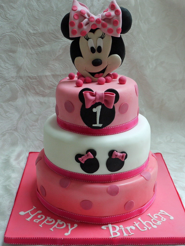 Minnie Mouse 1st Birthday Cakes
 Birthday Cake Ideas For Your Little es – VenueMonk Blog