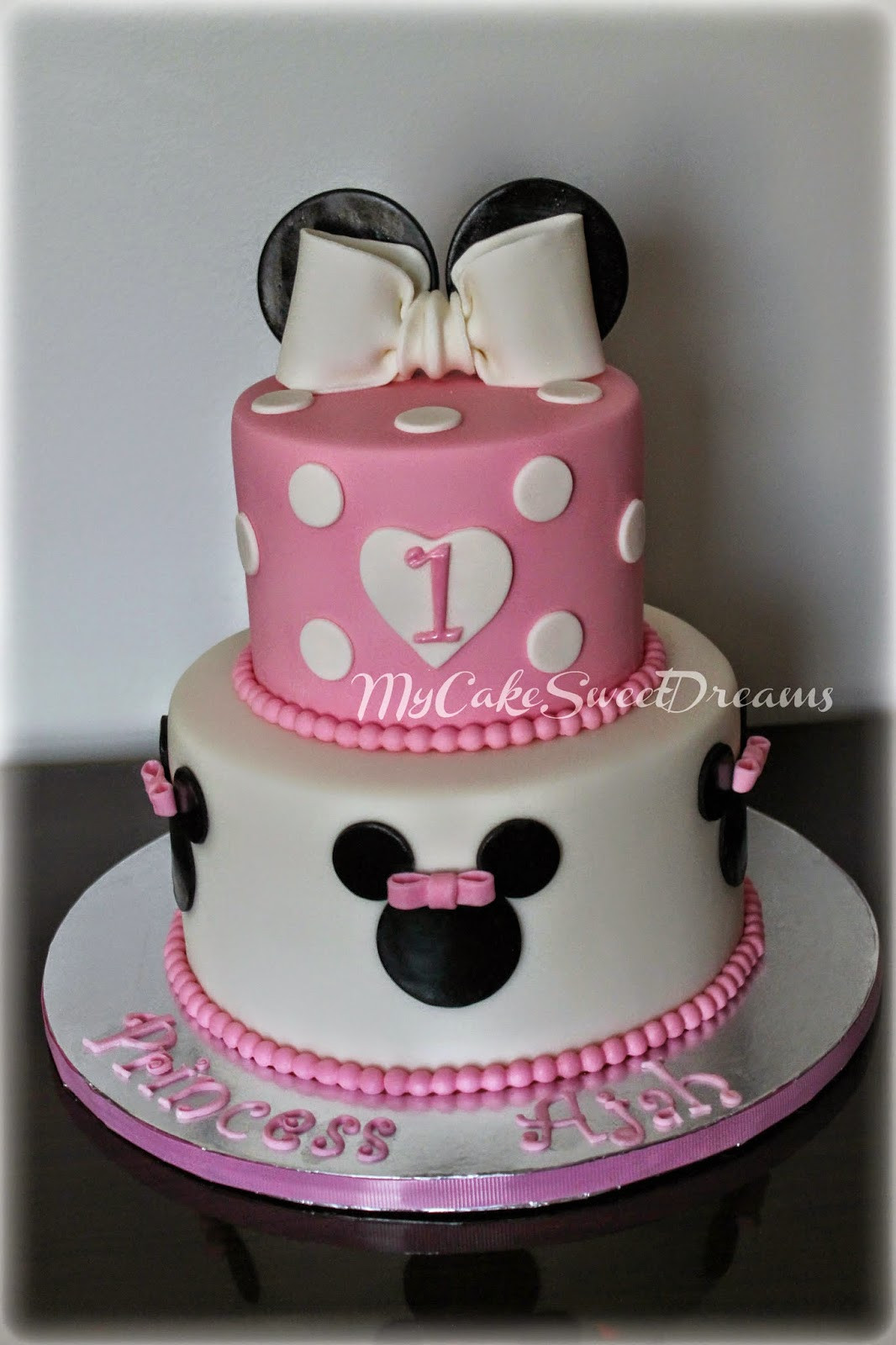 Minnie Mouse 1st Birthday Cakes
 My Cake Sweet Dreams Minnie Mouse 1st Birthday Cake