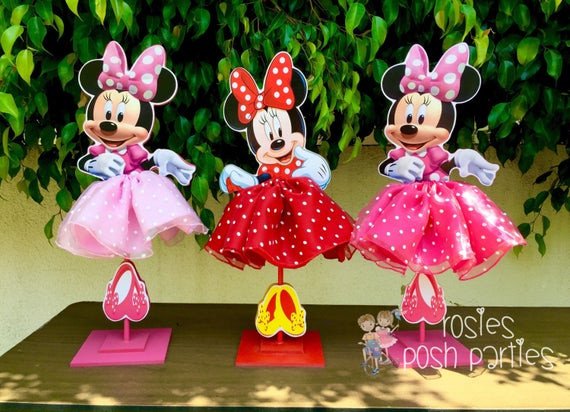 Minnie Mouse Birthday Decorations Pink
 Minnie Mouse Birthday Decoration Tutu pink or red wood table