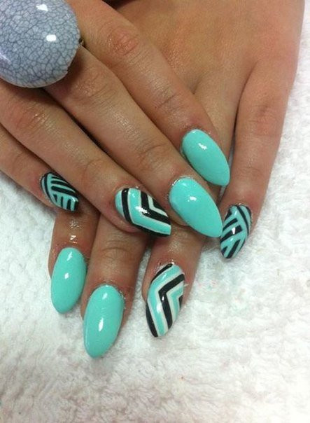 Mint Nail Designs
 Mint Nail Design with Geometric Lines