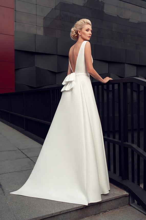 Modern Wedding Dresses
 modern wedding gown modern wedding dress simple stylish