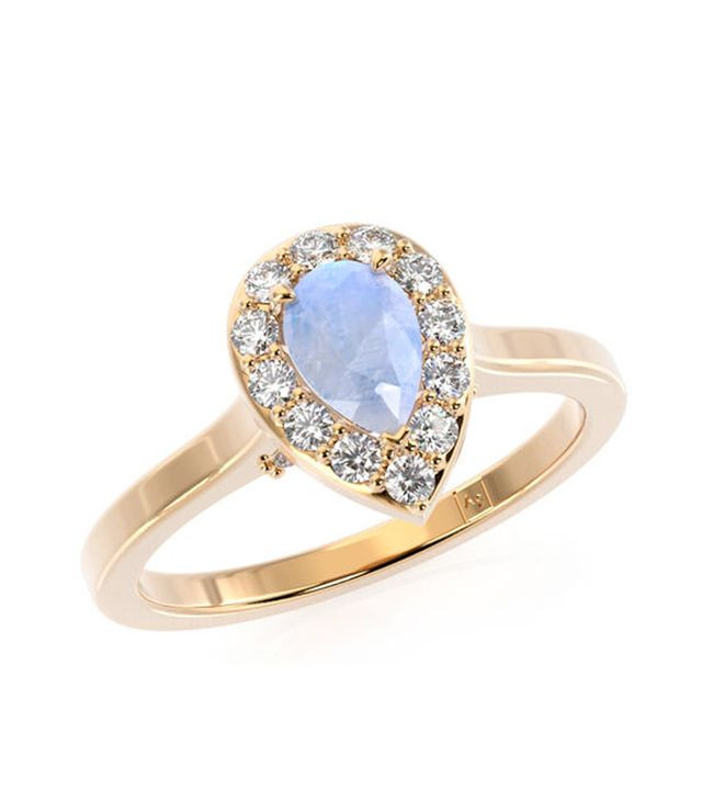 Moonstone Diamond Engagement Ring
 9 Breathtaking Moonstone Engagement Rings