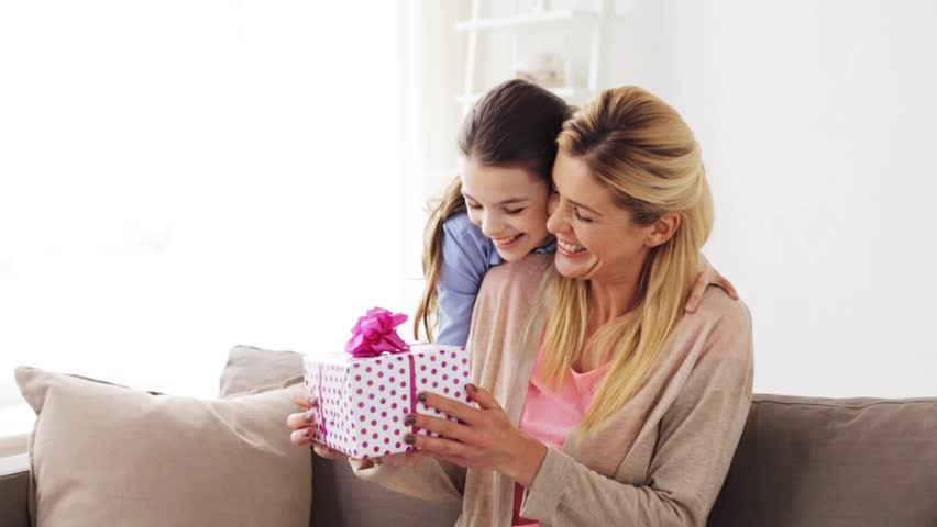 Mother'S Day Gift Ideas Online
 Sentimental Gift Ideas To Surprise Your Mom This Mother