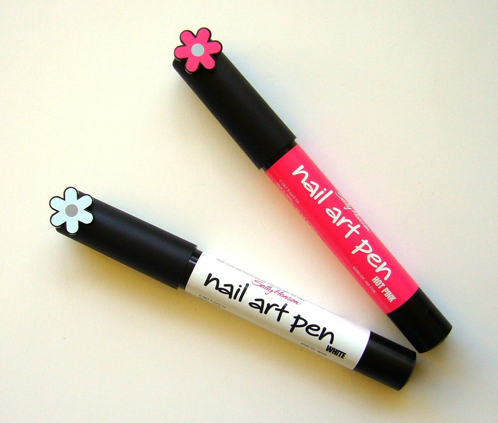 Nail Art Pens
 berrysprite Review Sally Hanson Nail Art pens