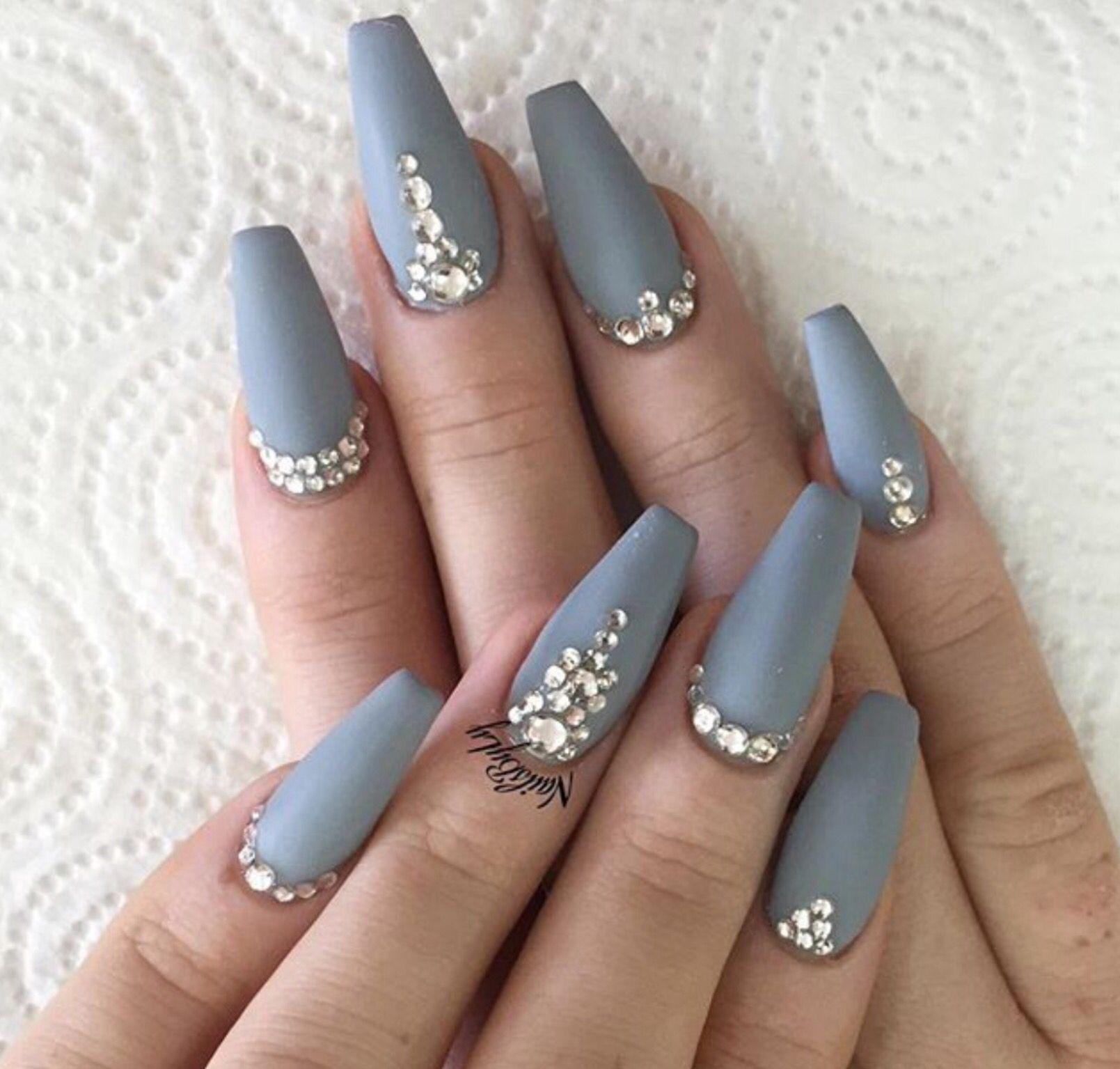 Nail Designs With Jewels
 Don t care too much for the jewels but that COLOR is