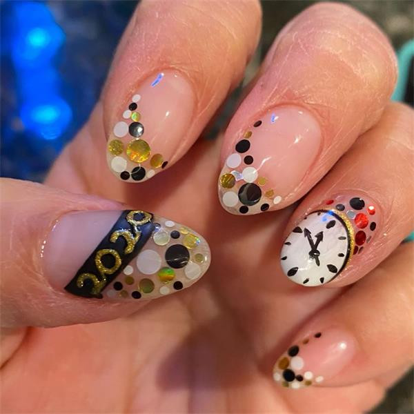 New Nail Designs 2020
 30 Trendy Holiday Nail Designs for 2020 New Years
