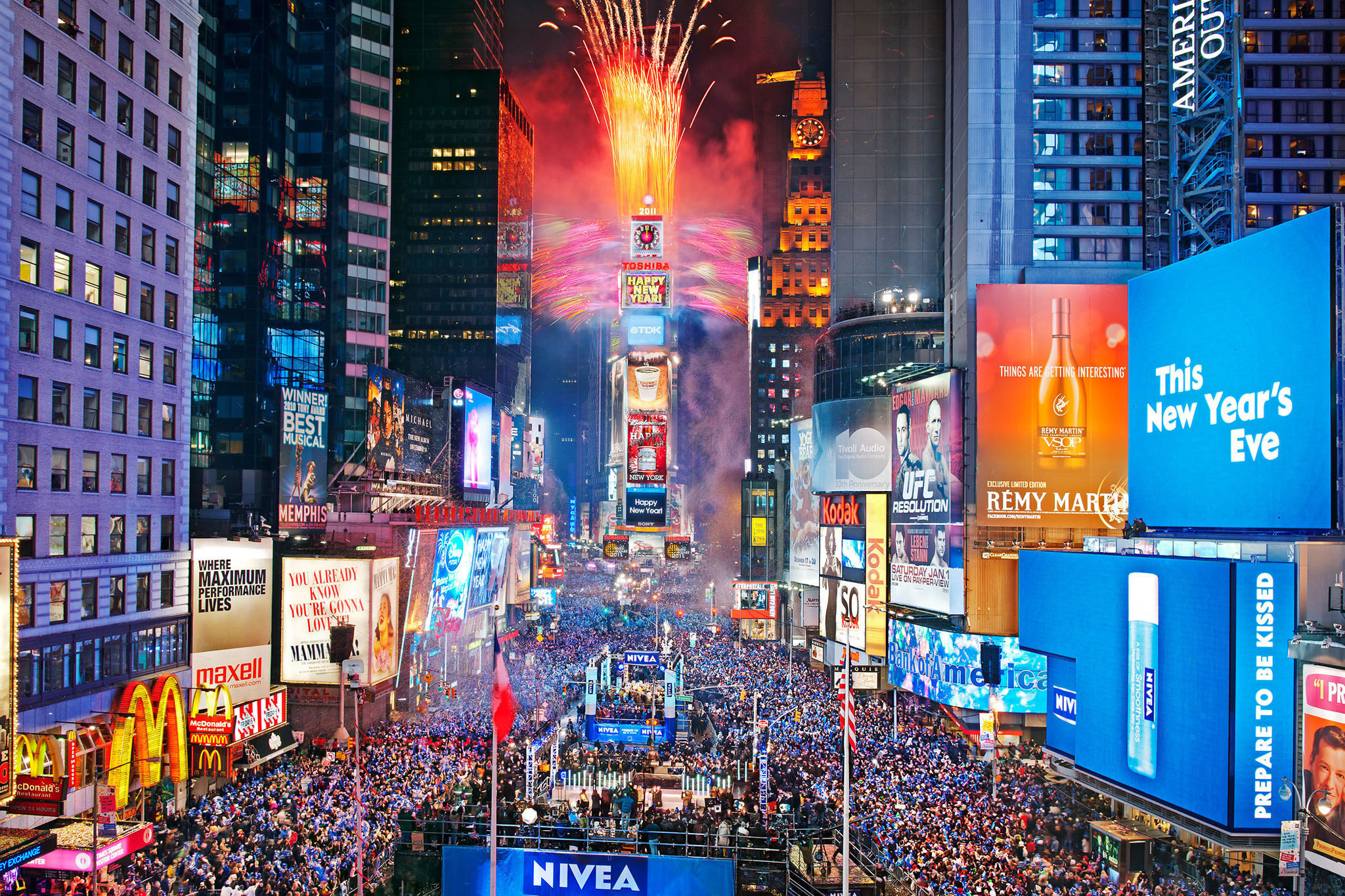 New Year'S Eve Dinner Nyc 2020
 Times Square New Year s Eve Guide To Ring In 2020