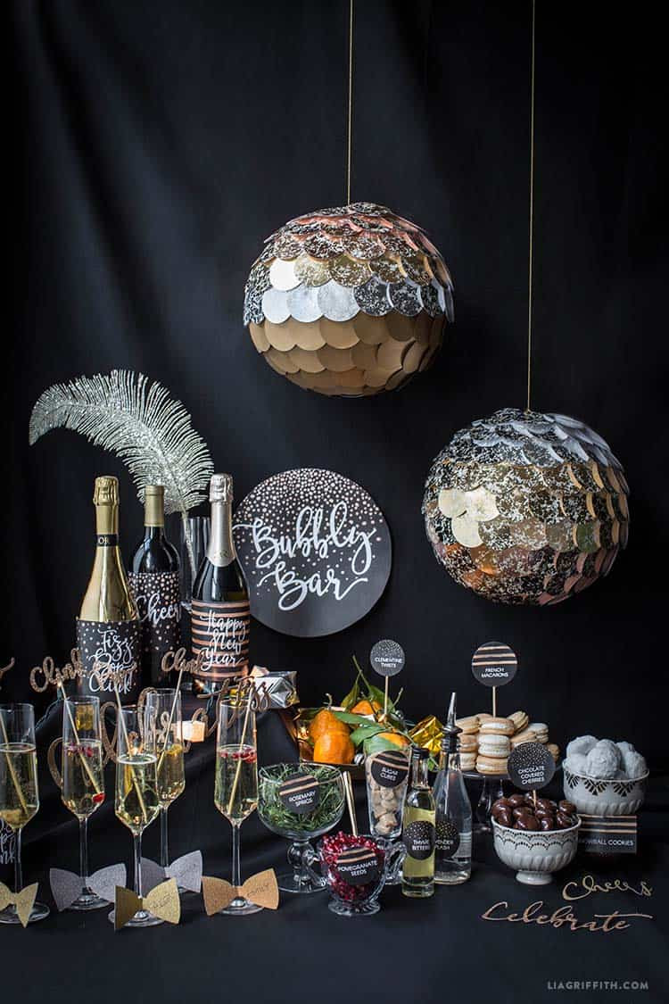 New Years Eve Dinner Party Ideas
 26 Festive and glamorous party table settings for New Year